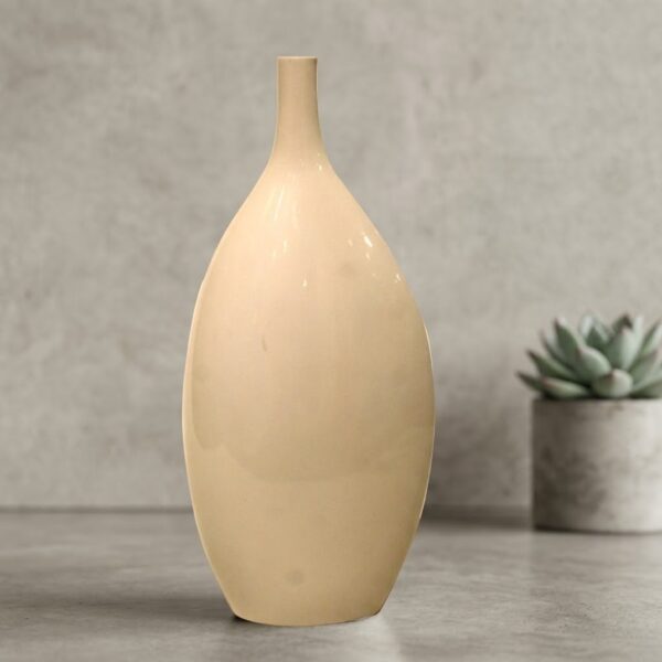 Handcrafted Lacquer Flower Vase – 33cm