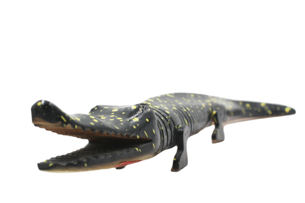 Articulated Timber Crocodile Figurine with Stippled Patina – Flexible Reptile Tabletop Sculpture (60×10 cm)