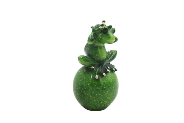 Perched Emerald Tree Frog on Speckled Orb Base – Whimsical Amphibian Tabletop Sculpture