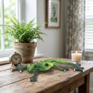 Elongated Sprawling Tree Frog Figurine with Gilt Webbed Feet – Low-Profile Amphibian Tabletop Sculpture